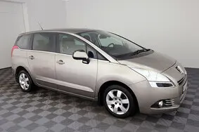 Müüa kasutatud auto Peugeot 5008, 2013, 242 000 km, 1.6, 115 kW, bensiin, manuaal, esivedu, 869BJM, VF30A5FV8DS075110