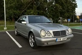 Müüa kasutatud auto Mercedes-Benz E 320, 1998, 217 963 km, 3.2, 165 kW, bensiin, automaat, nelikvedu, 698AMX