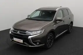 For sale used automašīna Mitsubishi Outlander Executive Edition, 2015, 235 217 km, 2.0, 89 kW, uzlādējams hibrīds, automātiskā, pilnpiedziņa, JMBXDGG2WGZ000570