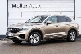 Müüa kasutatud auto Volkswagen Touareg, 2018, 194 000 km, 3.0, 210 kW, diisel, automaat, nelikvedu, OJ329, WVGZZZCRZKD003075