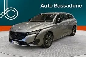 Продается подержанный автомобиль Peugeot 308, 2023, 32 000 км, 1.2, 96 kW, бензин, автомат, передний привод, VR3FRHNSTPY645661