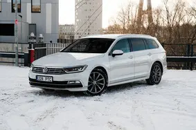 For sale used automašīna Volkswagen Passat R-Line, 2018, 227 573 km, 2.0, 140 kW, dīzelis, automātiskā, priekšējā piedziņa, 228PTC, WVWZZZ3CZJE113958