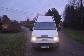 For sale used furgons Iveco Daily, 2010, 385 000 km, 2.3, 85 kW, dīzelis, manuālā, aizmugurējā piedziņa, 117MNF, ZCFC3583005709109