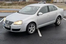 For sale used automašīna Volkswagen Jetta, 2007, 168 500 km, 1.6, 75 kW, benzīns, automātiskā, priekšējā piedziņa, 540MGZ, WVWZZZ1KZ7M012525