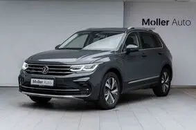 Müüa kasutatud auto Volkswagen Tiguan, 2021, 119 447 km, 1.4, 157 kW, bensiin, automaat, esivedu, WVGZZZ5NZMW405467