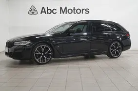 Продается подержанный автомобиль BMW 530 d XDrive M-Pakett Touring MHEV, 2021, 160 975 км, 3.0, 210 kW, гибрид, автомат, полный привод, 879CGS, WBA31AJ000CG64439