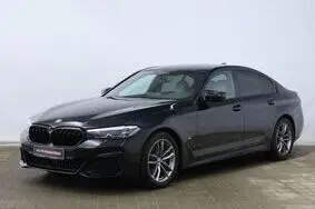 Müüa kasutatud auto BMW 520 d xDrive M-Sportpakett, 2020, 71 900 km, 2.0, 140 kW, hübriid, automaat, nelikvedu, 044KTX, WBA51BL07MCF90924