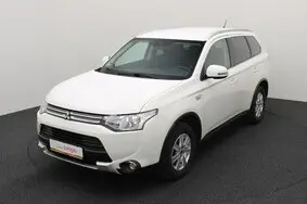 Müüa kasutatud auto Mitsubishi Outlander Business Edition X-Line, 2015, 212 712 km, 2.0, 89 kW, pistikhübriid, automaat, nelikvedu, NYM453, JMBXDGG2WFZ000955