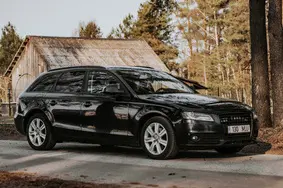 Продается подержанный автомобиль Audi A4, 2010, 422 564 км, 2.0, 105 kW, дизель, автомат, передний привод, 130MJJ, WAUZZZ8K5BA074385
