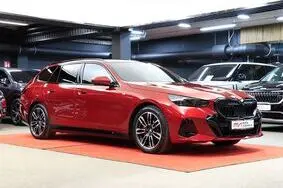 Продается подержанный автомобиль BMW 520 Touring M-Sportpakett Pro, 2024, 26 418 км, 2.0, 145 kW, гибрид, автомат, полный привод, WBA21GW020CT05873