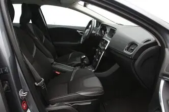 Volvo V40, 2.0, 140 kW, дизель, механическая, передний привод