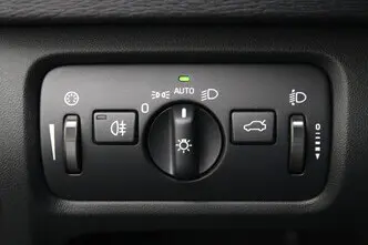 Volvo V40, 2.0, 140 kW, дизель, механическая, передний привод