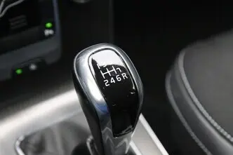 Volvo V40, 2.0, 140 kW, дизель, механическая, передний привод