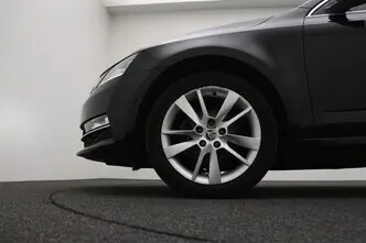 Škoda Octavia, 1.6, 85 kW, дизель, автомат, передний привод