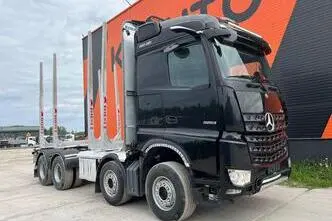 Mercedes-Benz Arocs 3263 8x4, 460 kW, дизель, автомат