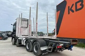 Mercedes-Benz Arocs 3263 8x4, 460 kW, дизель, автомат