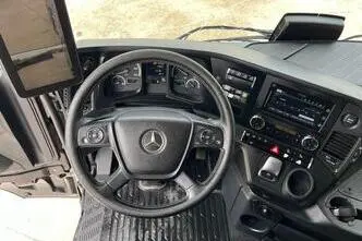 Mercedes-Benz Arocs 3263 8x4, 460 kW, дизель, автомат