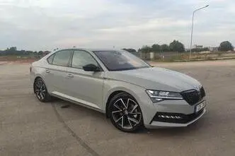 Škoda Superb, 2.0, 140 kW, бензин, автомат, передний привод