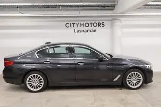 BMW 530, 2.0, 135 kW, plug-in hybrid, automatic, rear-wheel drive