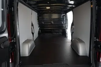 Renault Trafic, 2.0, 110 kW, дизель, автомат, передний привод
