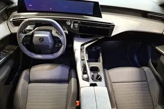 Peugeot 3008, 1.2, 100 kW, гибрид, автомат, передний привод