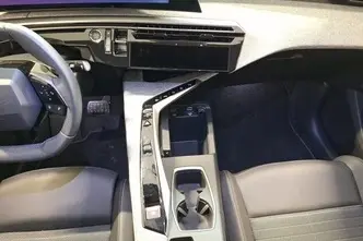 Peugeot 3008, 1.2, 100 kW, гибрид, автомат, передний привод