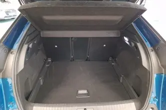 Peugeot 3008, 1.2, 100 kW, гибрид, автомат, передний привод
