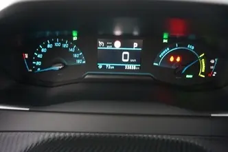 Peugeot 2008, электричество, автомат, передний привод