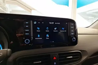 Hyundai i10, 1.0, 46 kW, бензин, механическая, передний привод