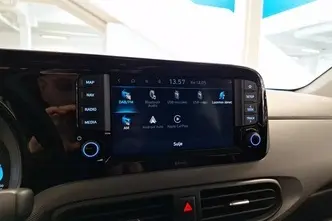 Hyundai i10, 1.0, 46 kW, бензин, механическая, передний привод