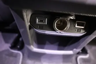 Peugeot 3008, 155 kW, elekter, automaat, esivedu