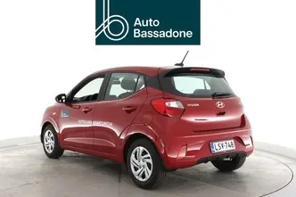 Hyundai i10, 1.0, 46 kW, бензин, механическая, передний привод