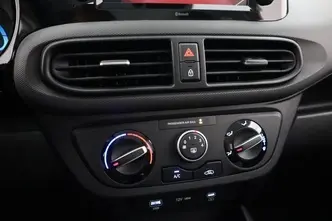 Hyundai i10, 1.0, 46 kW, бензин, механическая, передний привод