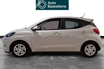 Hyundai i10, 1.0, 46 kW, бензин, механическая, передний привод