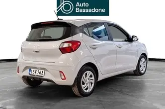 Hyundai i10, 1.0, 46 kW, бензин, механическая, передний привод