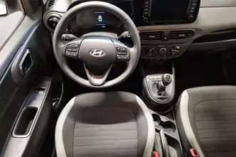 Hyundai i10, 1.0, 46 kW, бензин, механическая, передний привод
