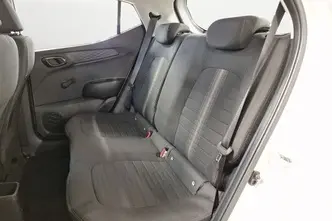 Hyundai i10, 1.0, 46 kW, бензин, механическая, передний привод