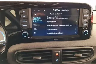 Hyundai i10, 1.0, 46 kW, бензин, механическая, передний привод
