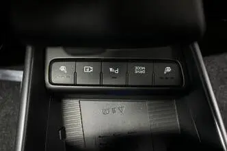 Hyundai i20, 1.0, 88 kW, hübriid, automaat, esivedu