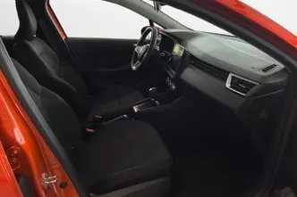 Renault Clio, 1.6, 67 kW, гибрид, автомат, передний привод