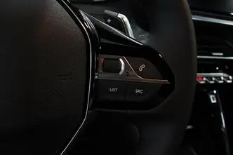 Peugeot 2008, 1.2, 100 kW, hübriid, automaat, esivedu
