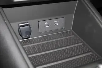 Renault Symbioz, 1.6, 105 kW, гибрид, автомат, передний привод