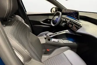 Peugeot 3008, 1.2, 100 kW, гибрид, автомат, передний привод