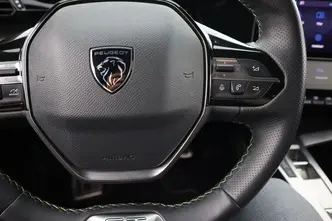 Peugeot 308, 1.6, 165 kW, подключаемый гибрид, автомат, передний привод
