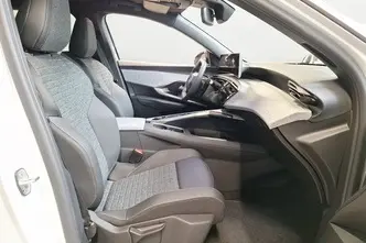Peugeot 5008, 157 kW, электричество, автомат, передний привод
