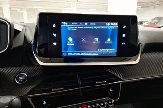 Peugeot 2008, elekter, automaat, esivedu