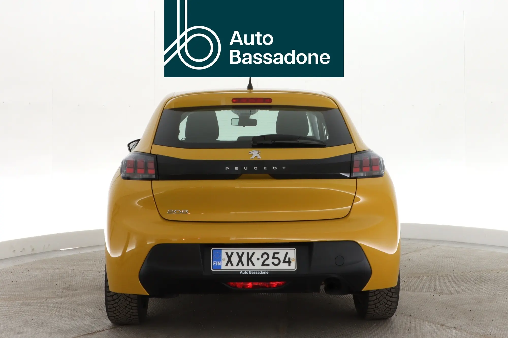 Peugeot 208, 1.2, 55 kW, petrol, manual, front-wheel drive