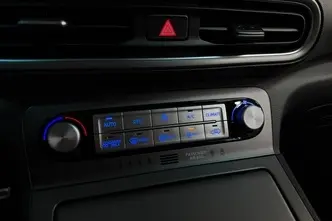 Hyundai Kona, electric, automatic, front-wheel drive