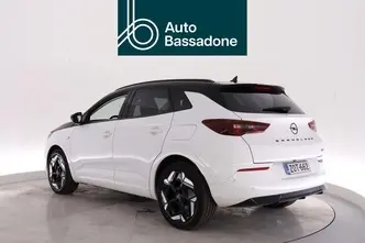Opel Grandland, 1.6, 147 kW, pistikhübriid, automaat, nelikvedu