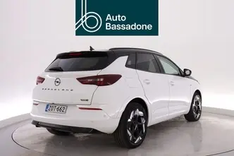 Opel Grandland, 1.6, 147 kW, pistikhübriid, automaat, nelikvedu